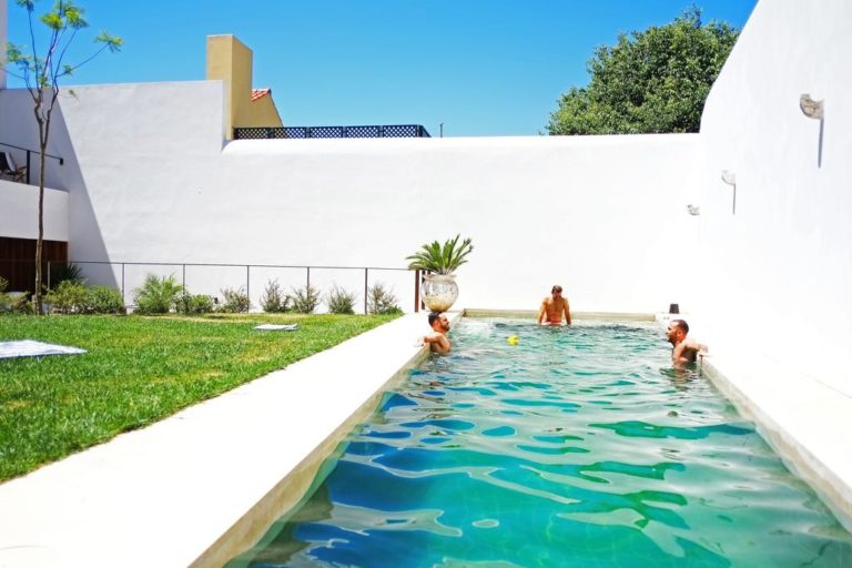 The Late Birds Lisbon, PORTUGAL 🛏 QueerHotelGuide